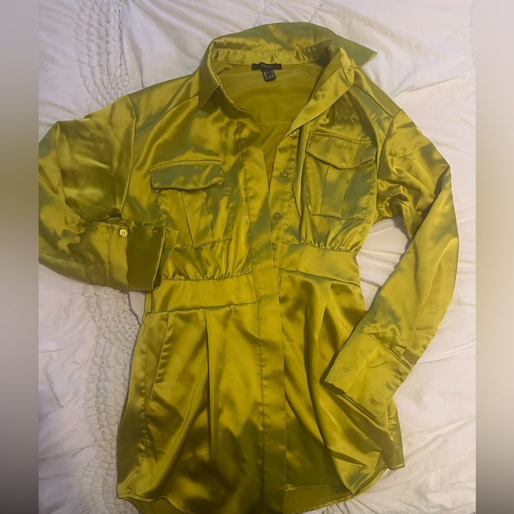Satin mini dress forever 21 size L